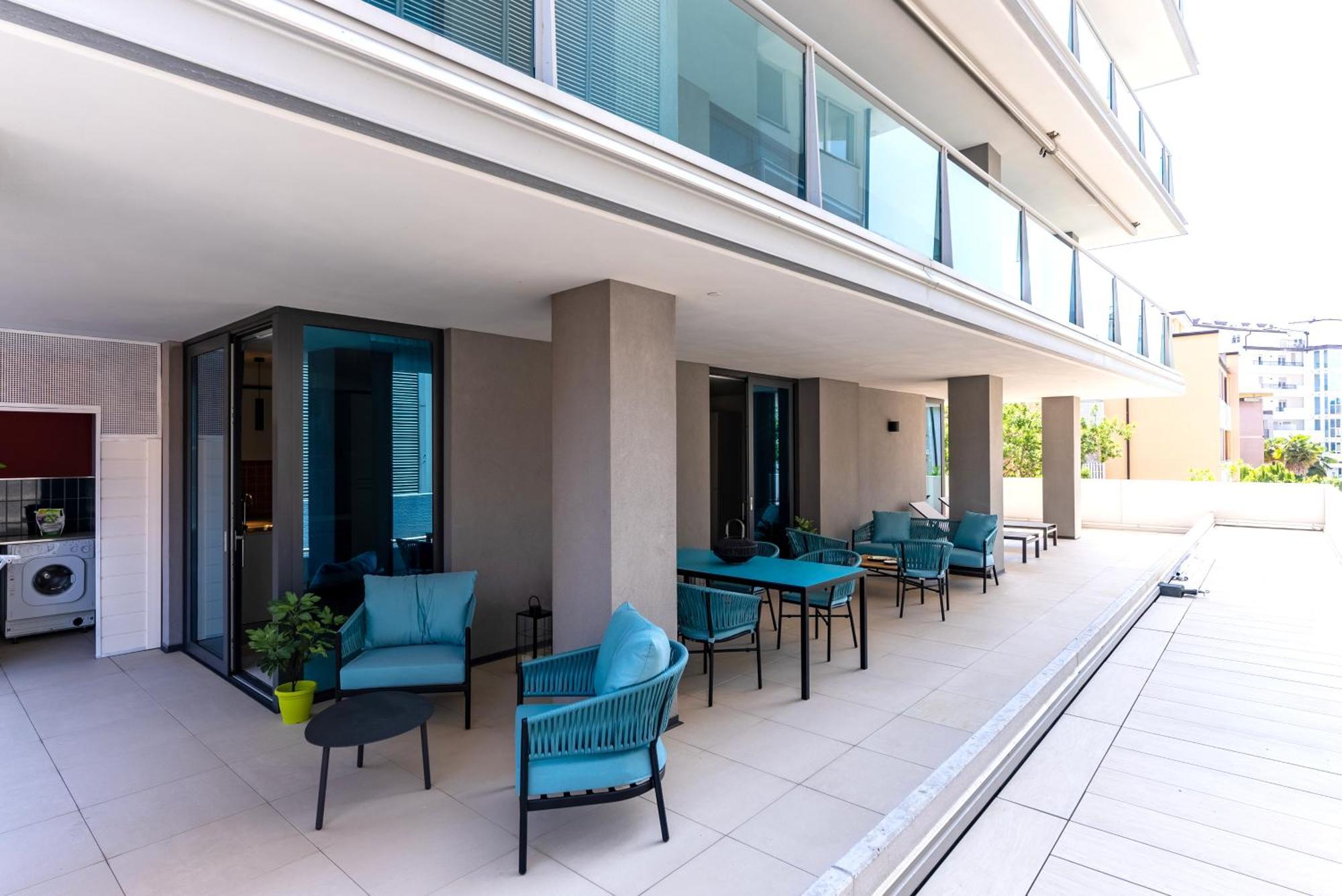 Aparthotel Zefiro Com Design, Large Terrace, Bike, Near Beach And Thermal Grado Bagian luar foto